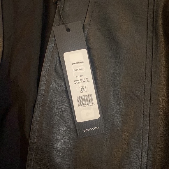 NWT BCBGMaxAzria Women’s Black Leather Jacket Size M - Picture 7 of 10